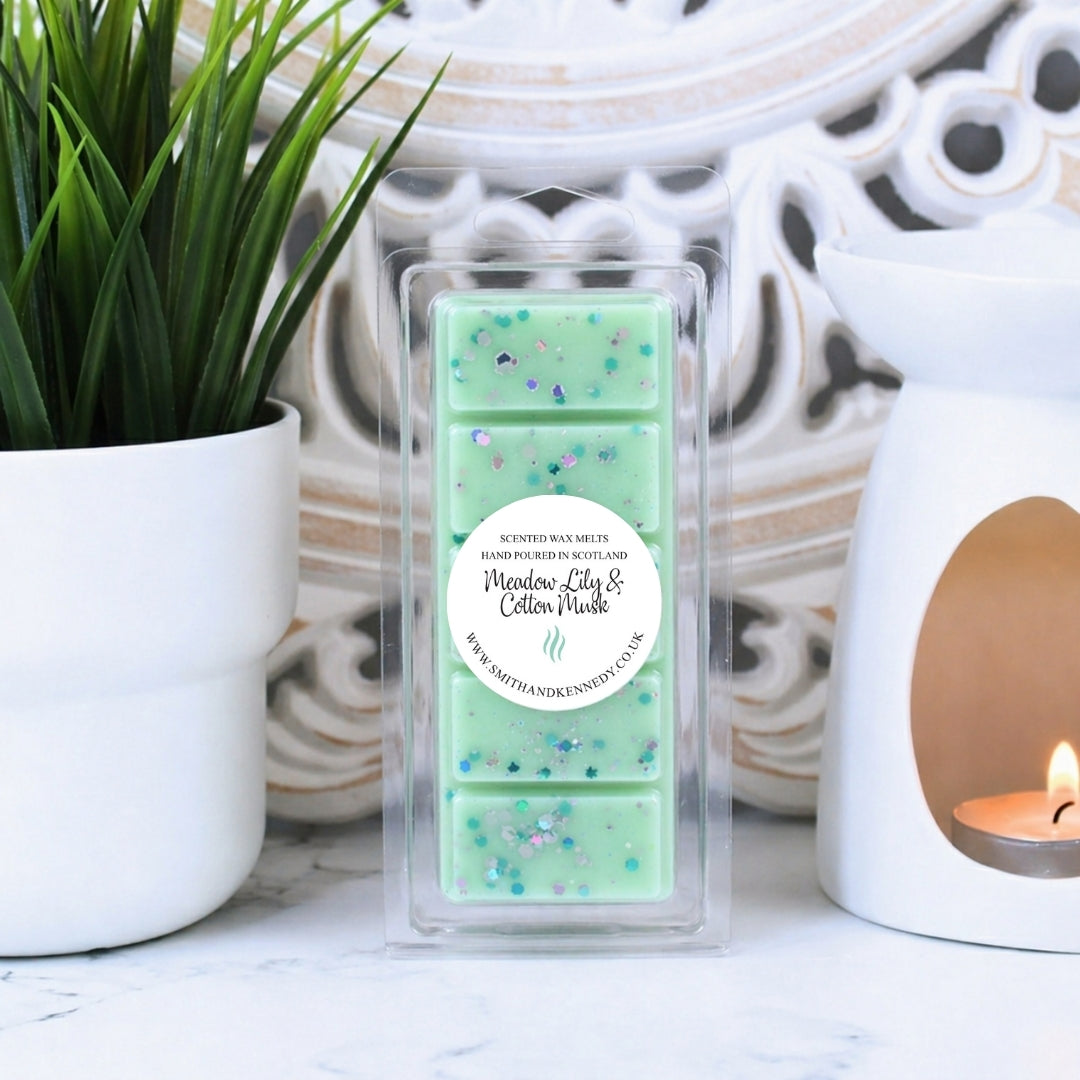 Meadow Lilly &amp; Cotton Musk Wax Melt Snap Bar
Clean, Fresh, Floral Wax Melt