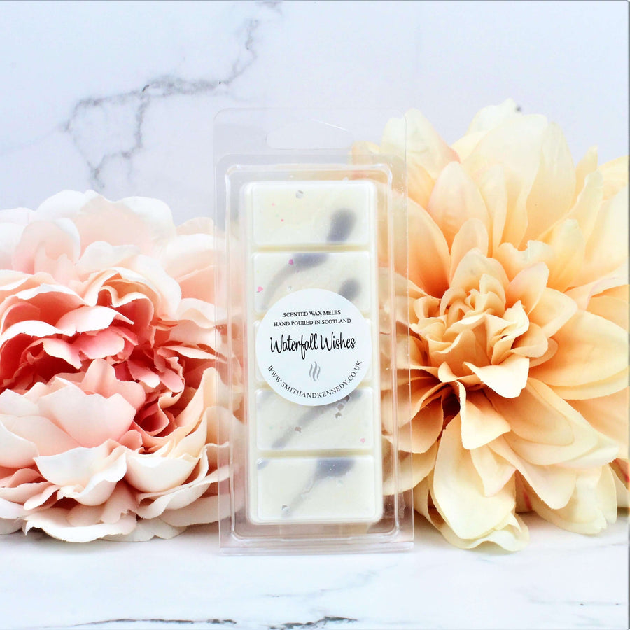 Luxury wax melts UK – spa-inspired coconut fragrance